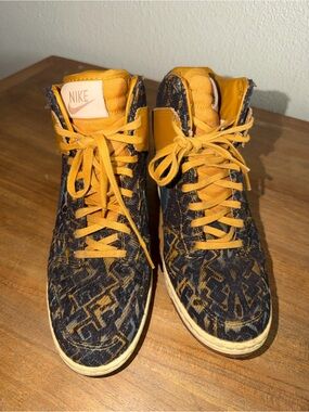 Nike Men’s High-Top Sneakers in Navy and Mustard Yellow